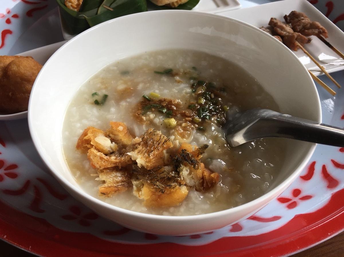 Comeneetee Uthai Ban Khok Mo Buitenkant foto